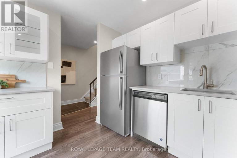 28591921/20-80-mcdermot-court/katimavik/ottawa/ontario/K2L3V1_7