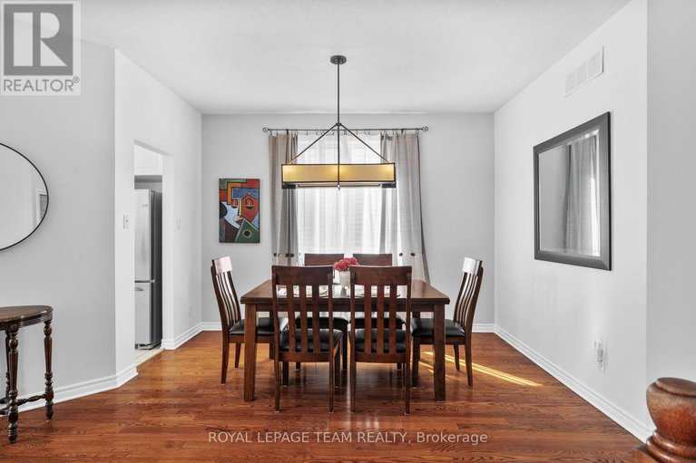 28525095/29-shining-star-circle/stittsville-south/ottawa/ontario/K2S2B4_12