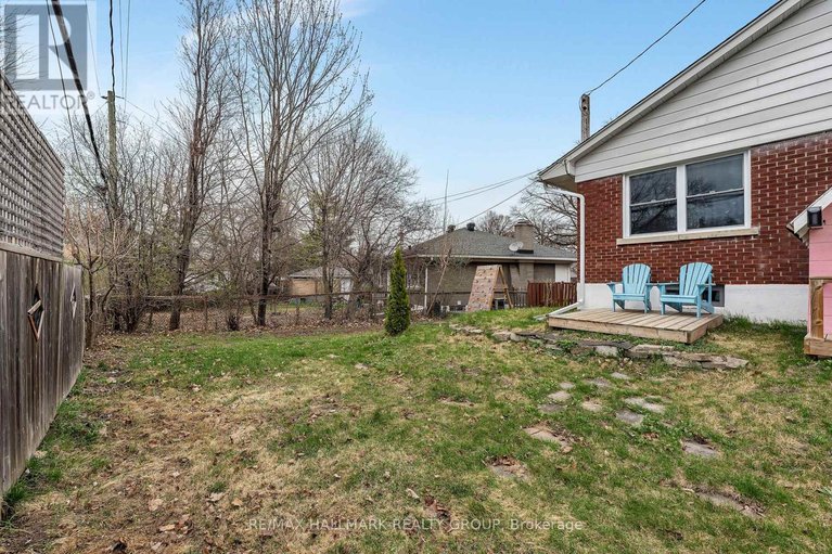 29684996/735-chapman-boulevard/elmvale-acres/ottawa/ontario/K1G1T7_37