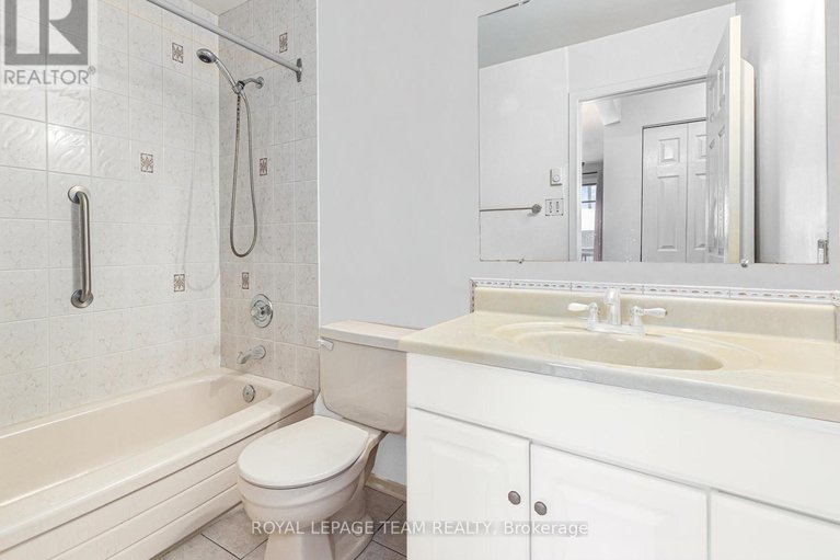 29178113/c-7-harness-lane/bridlewood/ottawa/ontario/K2M1E1_6