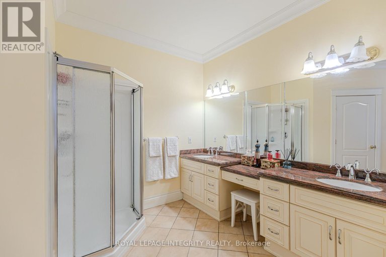 28879207/5884-earlscourt-crescent/manotick-east-to-manotick-station/ottawa/ontario/K4M1K2_37
