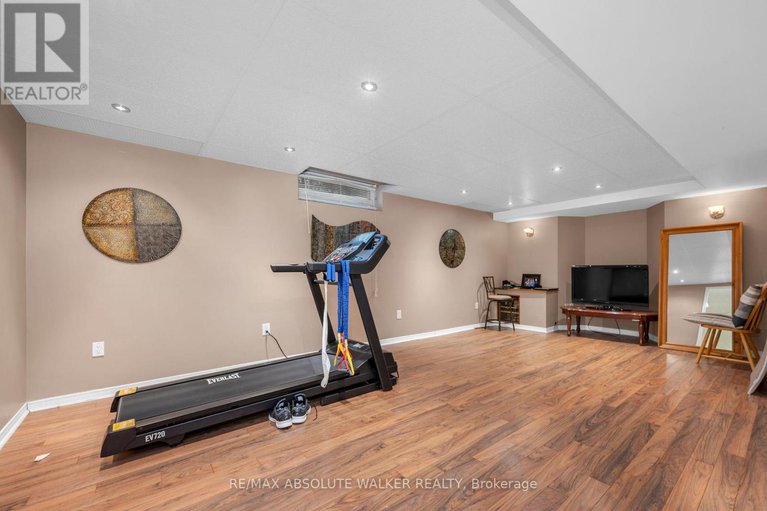 29318245/1849-montereau-avenue/chapel-hill/ottawa/ontario/K1C5X5_34