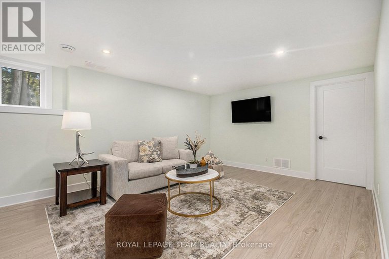 28536518/101-brookberry-crescent/north-grenville-twp-kemptville-south/north-grenville/ontario/K0G1J0_19