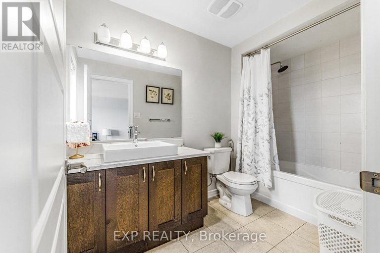 29674272/527-alcor-terrace/half-moon-bay/ottawa/ontario/K2J6N6_18