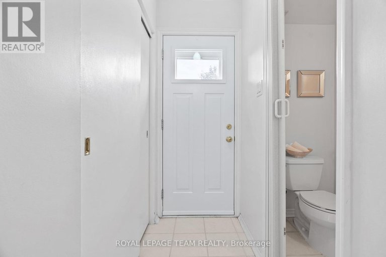 28819886/95-coburn-avenue/glencairnhazeldean/ottawa/ontario/K2L1G4_13