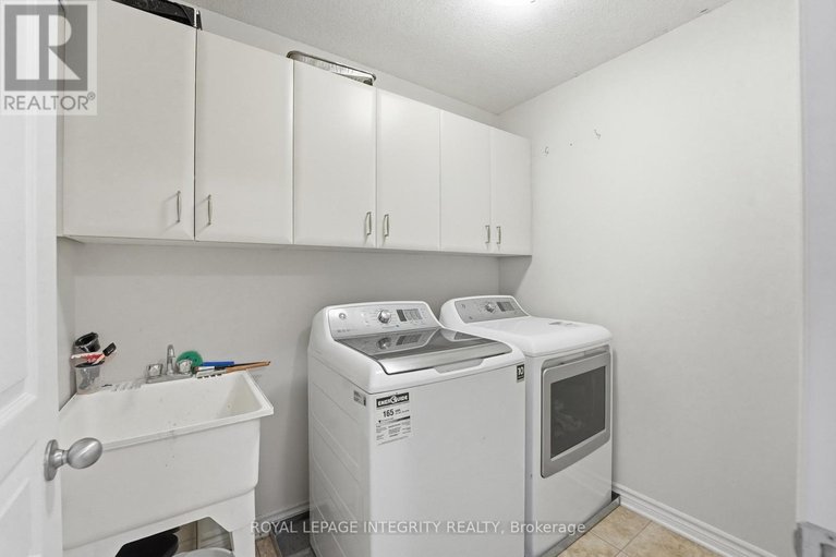 29672096/1036-marconi-avenue/morgans-grantsouth-march/ottawa/ontario/K2W0C8_32