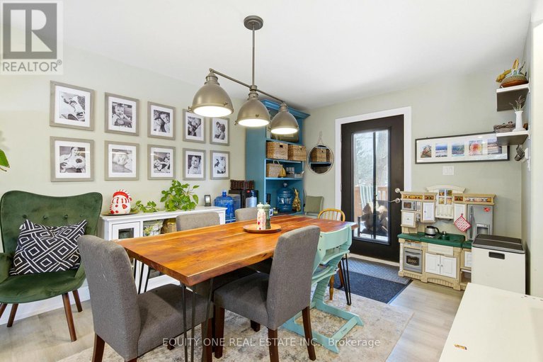 29163961/5453-long-island-road/manotick-long-island-nicholls-island/ottawa/ontario/K4M1H3_12