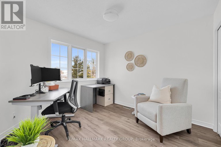 29371237/7-rodeo-drive/longfields/ottawa/ontario/K2J4Z3_34