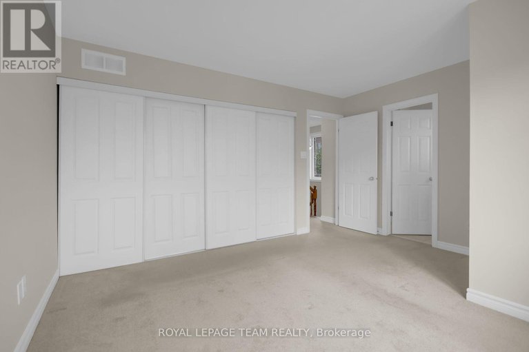 28352724/128a-centrepointe-drive/centrepointe/ottawa/ontario/K2G6B1_28
