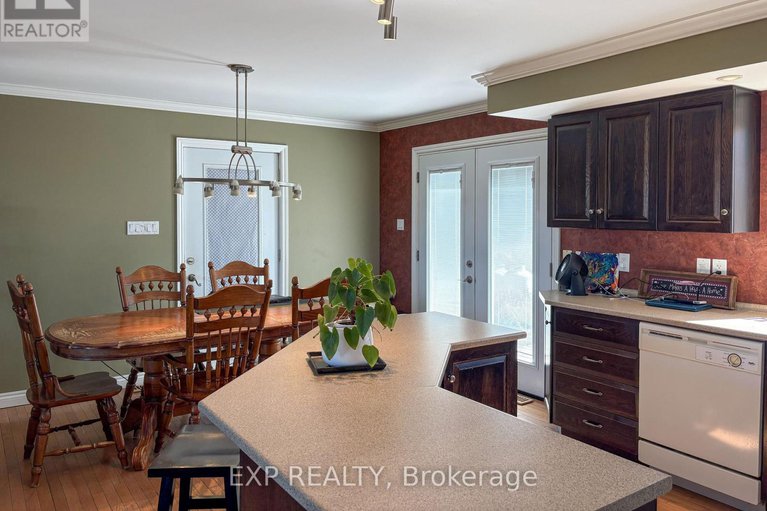 28937021/575-braeloch-road-road/mcnabbraeside-twps/mcnabbraeside/ontario/K7V1P8_9