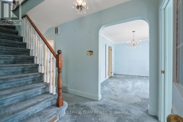 28850677/123-ivy-crescent/new-edinburgh/ottawa/ontario/K1M1Y1_13