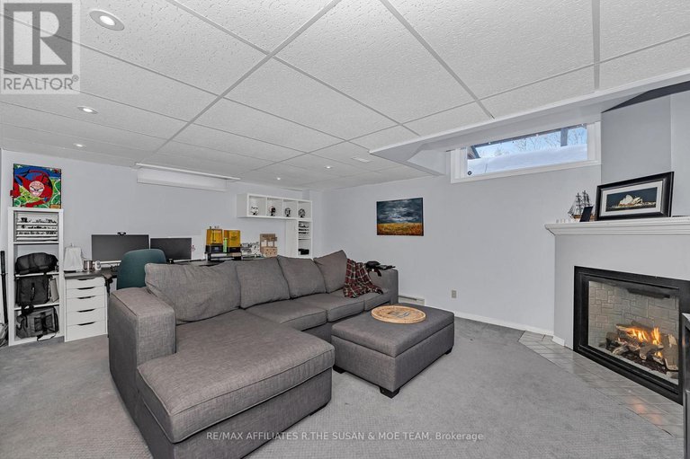 29307486/52-kenmare-place/cedargrovefraserdale/ottawa/ontario/K2J3L9_33