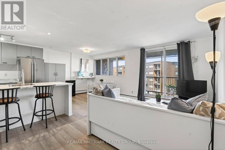 29673885/509-2650-southvale-crescent/sheffield-glenindustrial-park/ottawa/ontario/K1B4S9_12