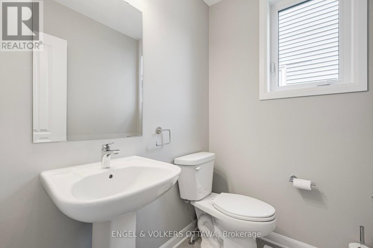 29052696/220-geyser-place/hearts-desire/ottawa/ontario/K2J6P1_6