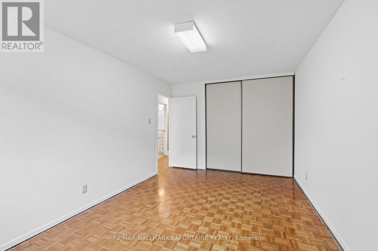 28928630/190-125-the-rockery-private/carson-meadows/ottawa/ontario/K1K3Y5_28