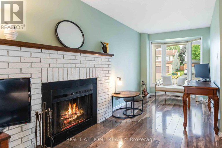 28817955/8-stable-way/bridlewood/ottawa/ontario/K2M1A6_4