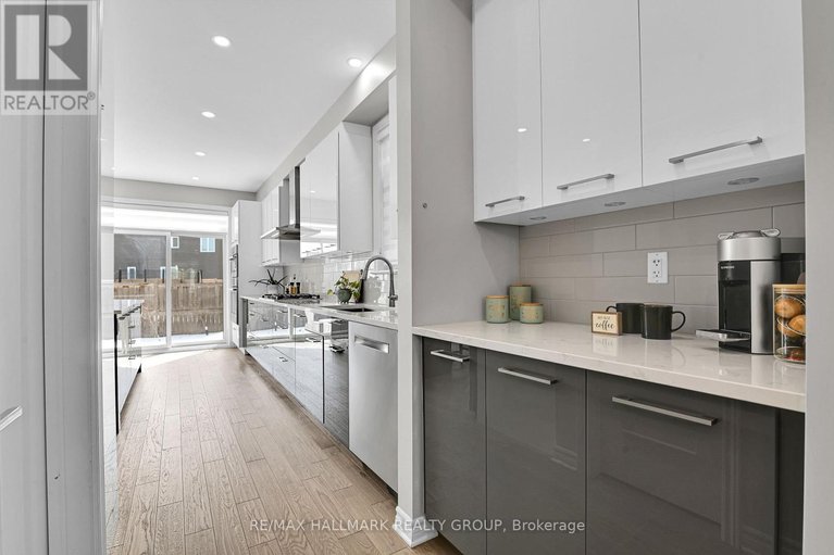 29525004/160-eric-maloney-way/blossom-parkkemp-parkfindlay-creek/ottawa/ontario/K1T0R1_15