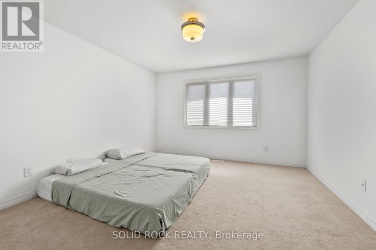 29003724/153-hawkshaw-crescent-e/cedargrovefraserdale/ottawa/ontario/K2J5P8_17