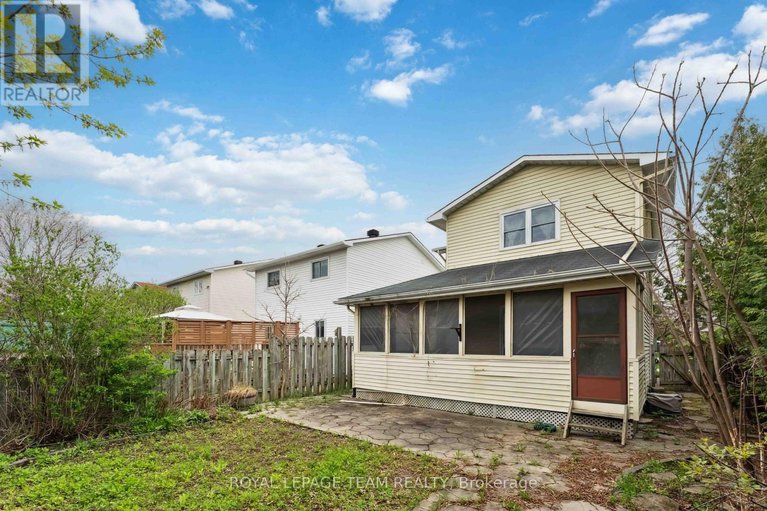 28764655/6351-st-louis-drive/hiawatha-parkconvent-glen/ottawa/ontario/K1C2X9_47