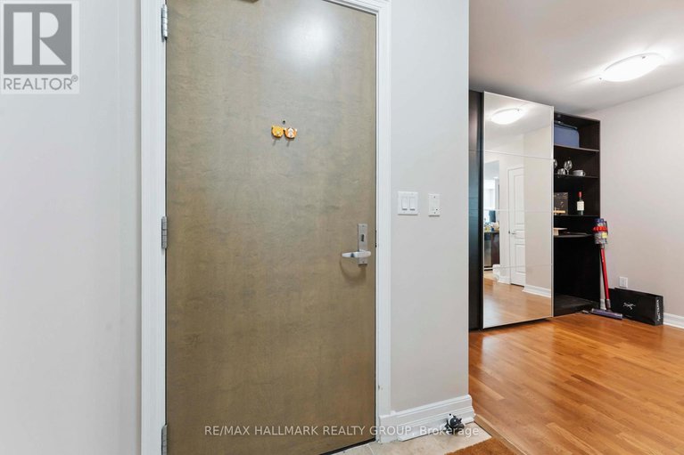 28623429/204-200-besserer-street/sandy-hill/ottawa/ontario/K1N0A7_8