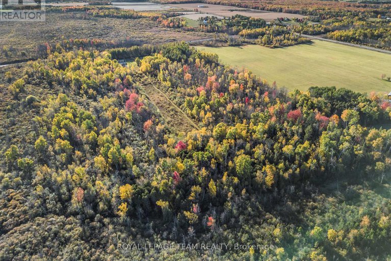 29015814/7521-fourth-line-road/rideau-twp-s-of-reg-rd-6-e-of-mccordick-rd/ottawa/ontario/K0G1J0_42