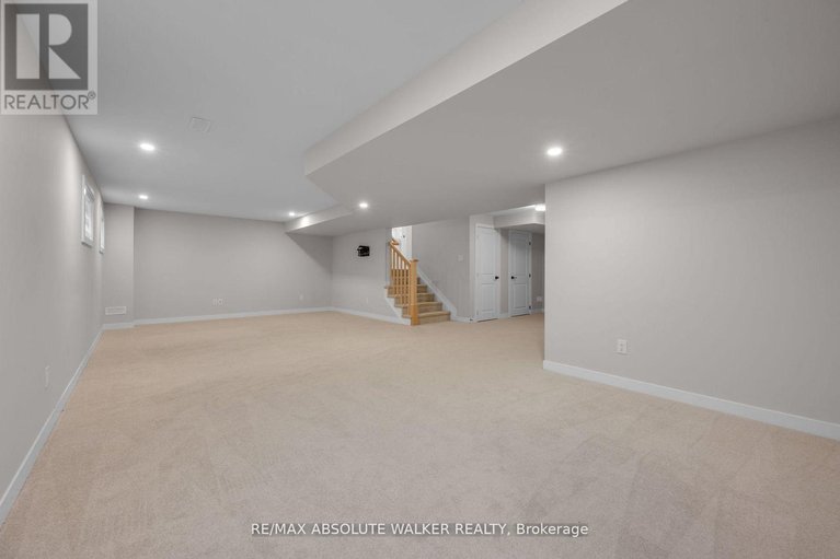 29251504/440-appalachian-circle/half-moon-bay/ottawa/ontario/K2J6X4_36