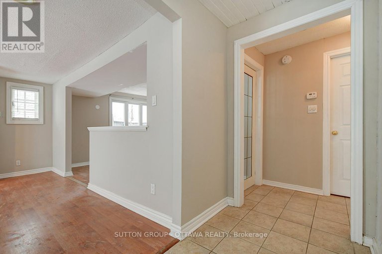 29142906/458-river-road/riverside-southgloucester-glen/ottawa/ontario/K1V1E7_9