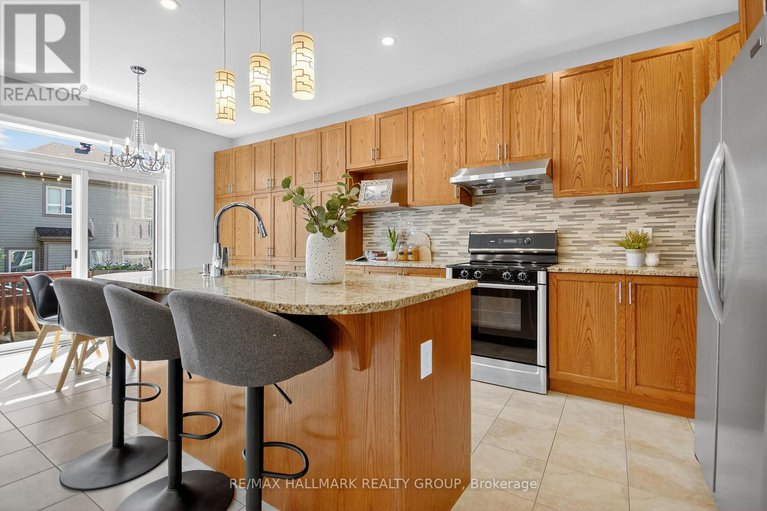 28874342/372-gallantry-way/stittsville-north/ottawa/ontario/K2S0R1_17