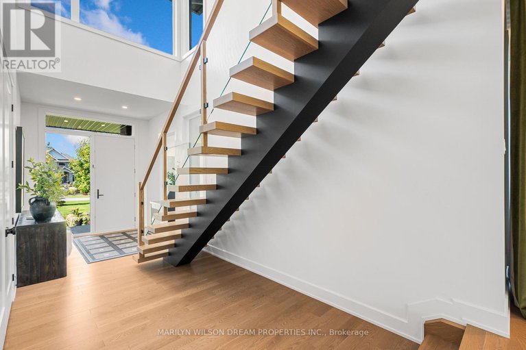 28879793/521-leimerk-court/manotick-village-manotick-estates/ottawa/ontario/K4M0E8_6
