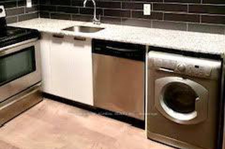 29412064/218-2785-baseline-road/redwood-park/ottawa/ontario/K2H0B7_5