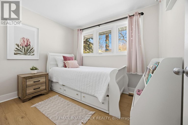 29648101/256-mitcheson-street/almonte/mississippi-mills/ontario/K0A1A0_19