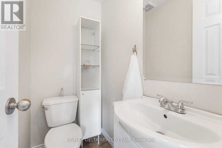 28607789/20-2000-falkirk-crescent/blackburn-hamlet-south/ottawa/ontario/K1B4Y7_14