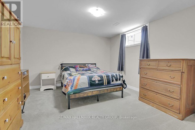 28384626/768-namur-street/embrun/russell/ontario/K0A1W0_40