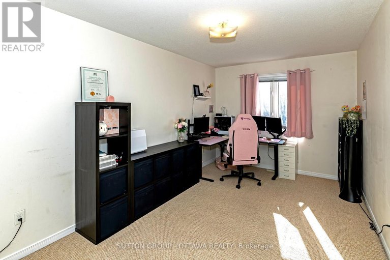 29530917/110-chartley-private/ridgemont/ottawa/ontario/K1V2J6_24