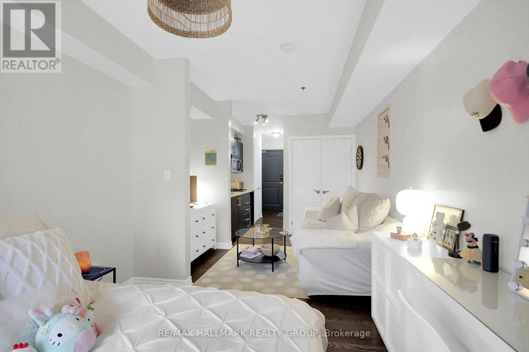 28092683/205-429-kent-street/ottawa-centre/ottawa/ontario/K2P1B5_16