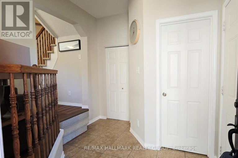 29047464/992-klondike-road/morgans-grantsouth-march/ottawa/ontario/K2K0C3_5