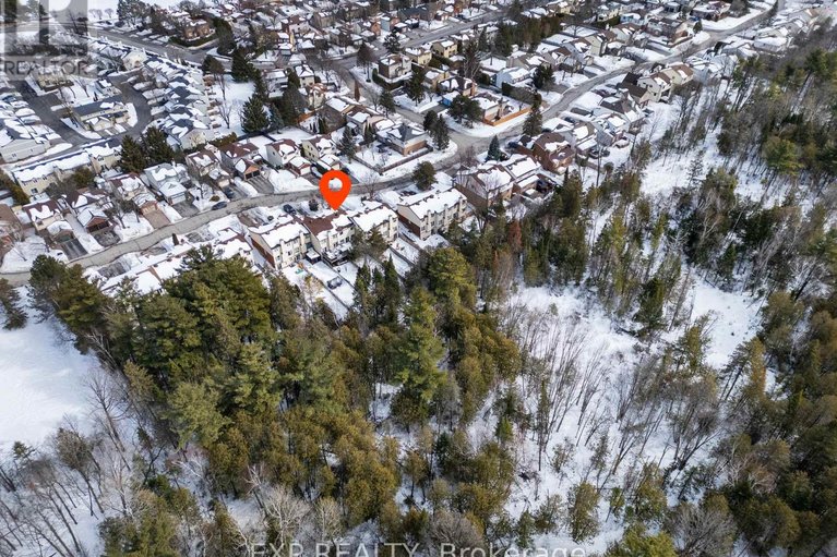 29439803/74-shearer-crescent/katimavik/ottawa/ontario/K2L3N1_30