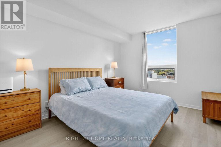 28920985/811-35-holland-avenue/ottawa-west/ottawa/ontario/K1Y4S2_17