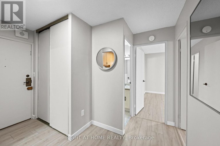 29236985/507-1025-richmond-road/woodroffe/ottawa/ontario/K2B8G8_19