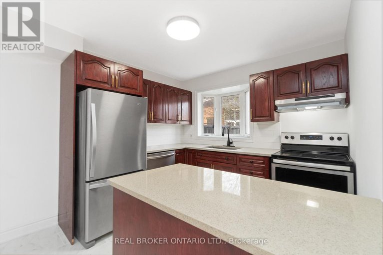 29102518/3-a-southpark-drive/blackburn-hamlet/ottawa/ontario/K1B3B8_11