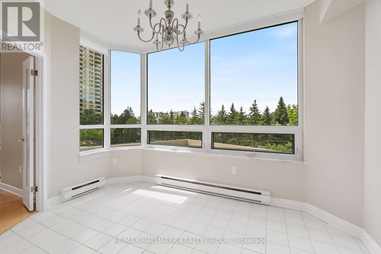 28638774/301-1480-riverside-drive/riverview-park/ottawa/ontario/K1G5H2_21