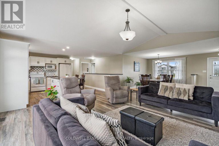 28414088/3-rachelle-crescent/north-grenville-twp-kemptville-south/north-grenville/ontario/K0G1T0_5
