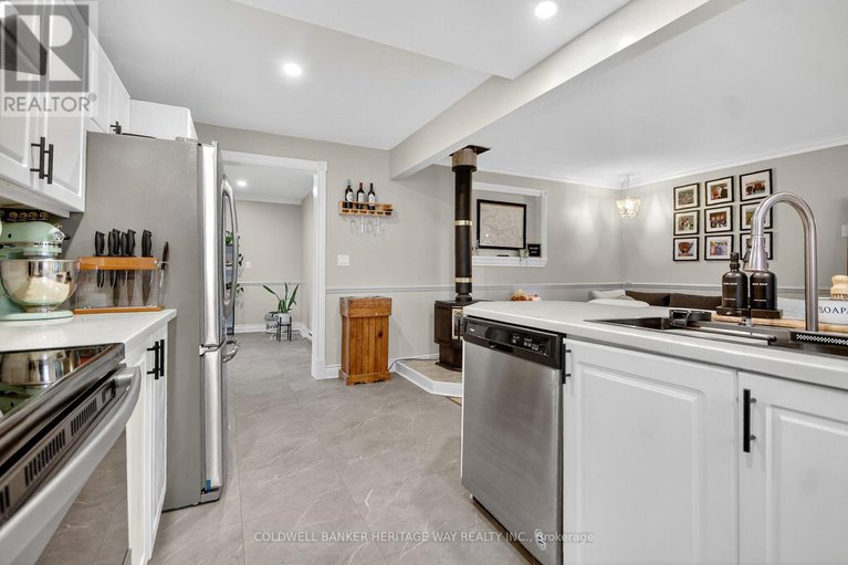 29075462/110-elm-avenue/beckwith-twp/beckwith/ontario/K7C0C4_18