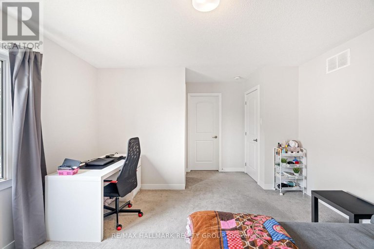 28629018/243-surface-lane/half-moon-bay/ottawa/ontario/K2J6X9_11