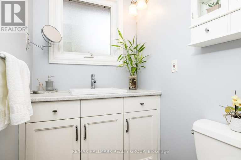 29666968/1851-appleford-street/beacon-hill-south/ottawa/ontario/K1J6T5_20