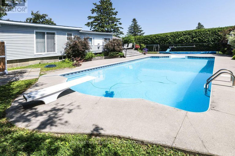 28605194/20-henry-goulburn-way/stittsville-south/ottawa/ontario/K2S1P2_36