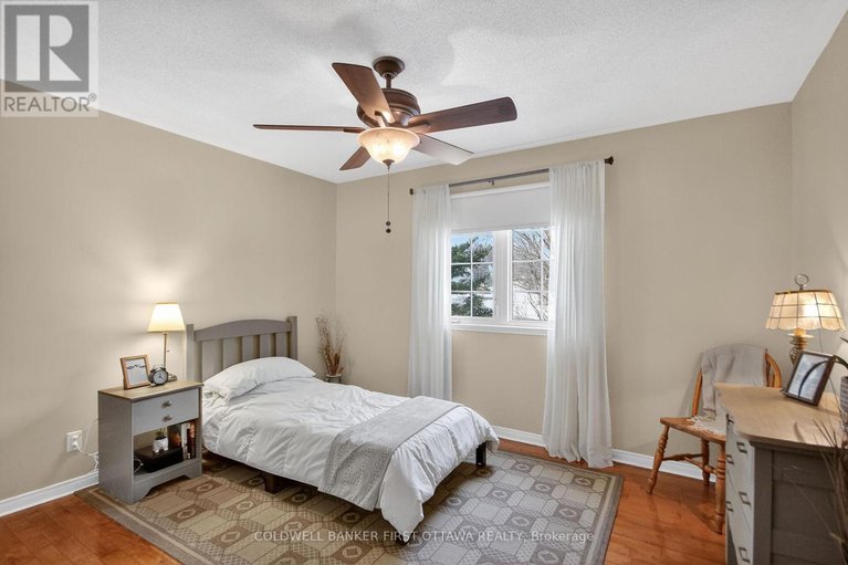 29480327/2960-ernside-crescent/cumberland-estates/ottawa/ontario/K4C1B6_21