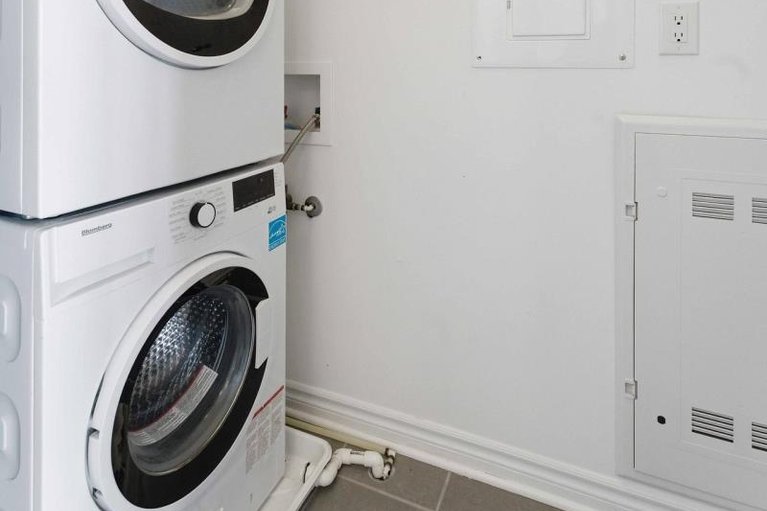 29477577/c-60-jaguar-private/stittsville-south/ottawa/ontario/K2V0J2_31