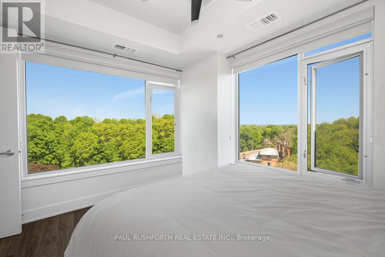 28386159/813-7-marquette-avenue/vanier/ottawa/ontario/K1L8A7_11