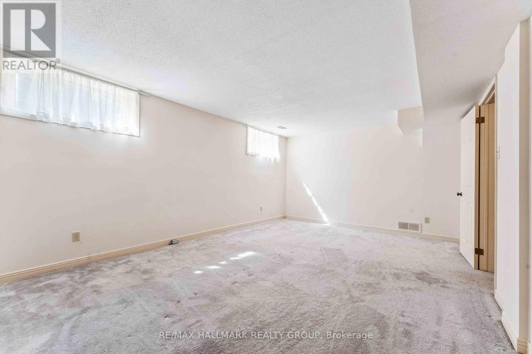 28649696/109-country-club-drive/hunt-club/ottawa/ontario/K1V0B4_21
